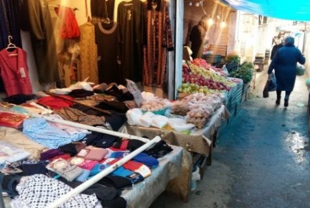 Hacıbala Abutalıbovun hansı qohumu “qanunsuz bazar”dan xərac toplayır? – İDDİA - Rəsulzadə qəsəbəsindəki “qaçqınlar bazarı”ndan reportaj - FOTOFAKT