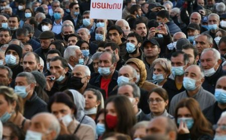 "Yolları bağlayaraq heç nə əldə etmək mümkün deyil”