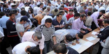 “Məşğulluq və iş saatlarının azalması yoxsulluğun artmasına səbəb oldu” “Məşğulluq və iş saatlarının azalması yoxsulluğun artmasına səbəb oldu”
