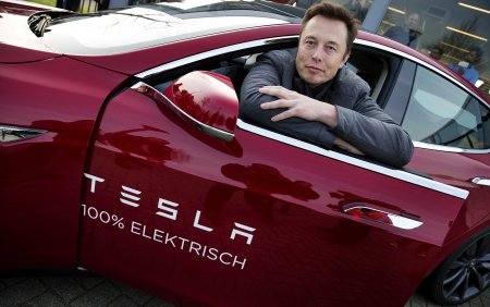 “Tesla”nın rəhbərinin varidatı 203 milyardı ötdü 