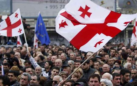 "Sizinlə birgə, geri çəkilməyəcəyik" "Sizinlə birgə, geri çəkilməyəcəyik"