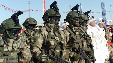 "Türklər optoelektron qüllələrini tiksələr hətta Putinin Soçidəki yay iqamətgahını da müşahidə edə biləcəklər” "Türklər optoelektron qüllələrini tiksələr hətta Putinin Soçidəki yay iqamətgahını da müşahidə edə biləcəklər”