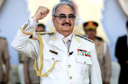 Haftarın prezident seçkilərinə namizəd kimi ərizəsi qeydiyyatdan keçdi Haftarın prezident seçkilərinə namizəd kimi ərizəsi qeydiyyatdan keçdi
