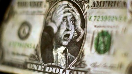 10 min dollardan çox nağd valyutanın çıxarılması qadağan edildi 10 min dollardan çox nağd valyutanın çıxarılması qadağan edildi