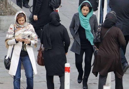 "Rejim qadınlara qarşı daha sərtləşib" "Rejim qadınlara qarşı daha sərtləşib"