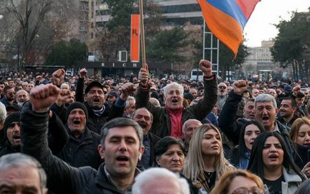 Ermənilər Rusiyaya qarşı Ermənilər Rusiyaya qarşı