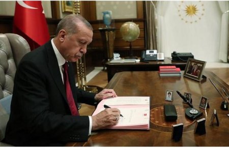 Türk hərbçilərin mandatı daha bir il uzadıldı 