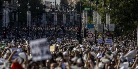 "Xalq sağlamlığı naminə ayağa qalxır”