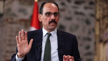 "Geosiyasi mənzərə tərəfləri birləşdirməyənə qədər davam edəcək" "Geosiyasi mənzərə tərəfləri birləşdirməyənə qədər davam edəcək"