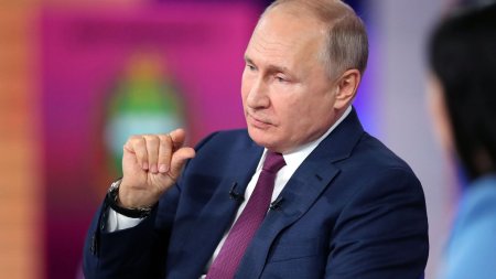 "Qərb bütün təzyiqlərini Rusiyaya yönəldib" "Qərb bütün təzyiqlərini Rusiyaya yönəldib"
