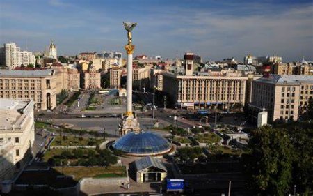 Kiyevi hərbi yardımın dayandırılması təhlükəsi gözləmir