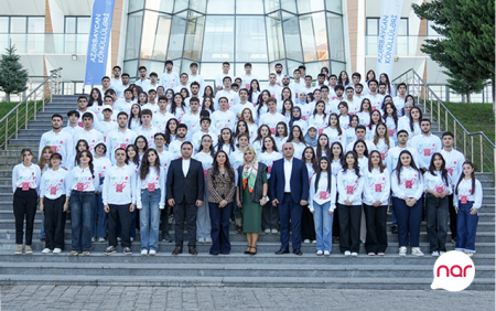 “Nar” Zəfərin 5 illiyini könüllü gənclərə özəl silsilə tədbirlərlə qeyd etdi “Nar” Zəfərin 5 illiyini könüllü gənclərə özəl silsilə tədbirlərlə qeyd etdi