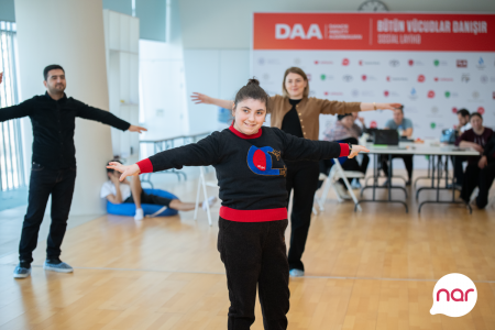 "Nar"ın inklüziv layihəsi 500-dən çox şəxsi bir araya gətirdi