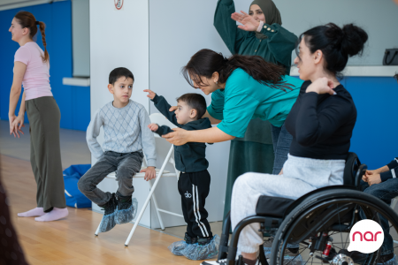 "Nar"ın inklüziv layihəsi 500-dən çox şəxsi bir araya gətirdi