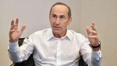 Köçəryan Paşinyanı silahları baha almaqda ittiham etdi