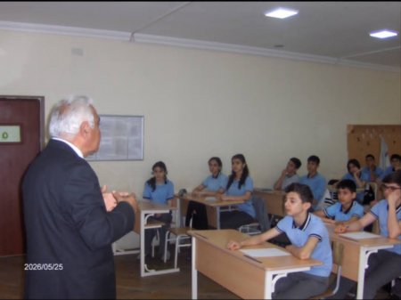 Demokratiyanın və Milli Dəyərlərin Təbliği İB “Evimiz- dəyərlərimiz” layihəsini 204 saylı məktəbdə davam etdirib